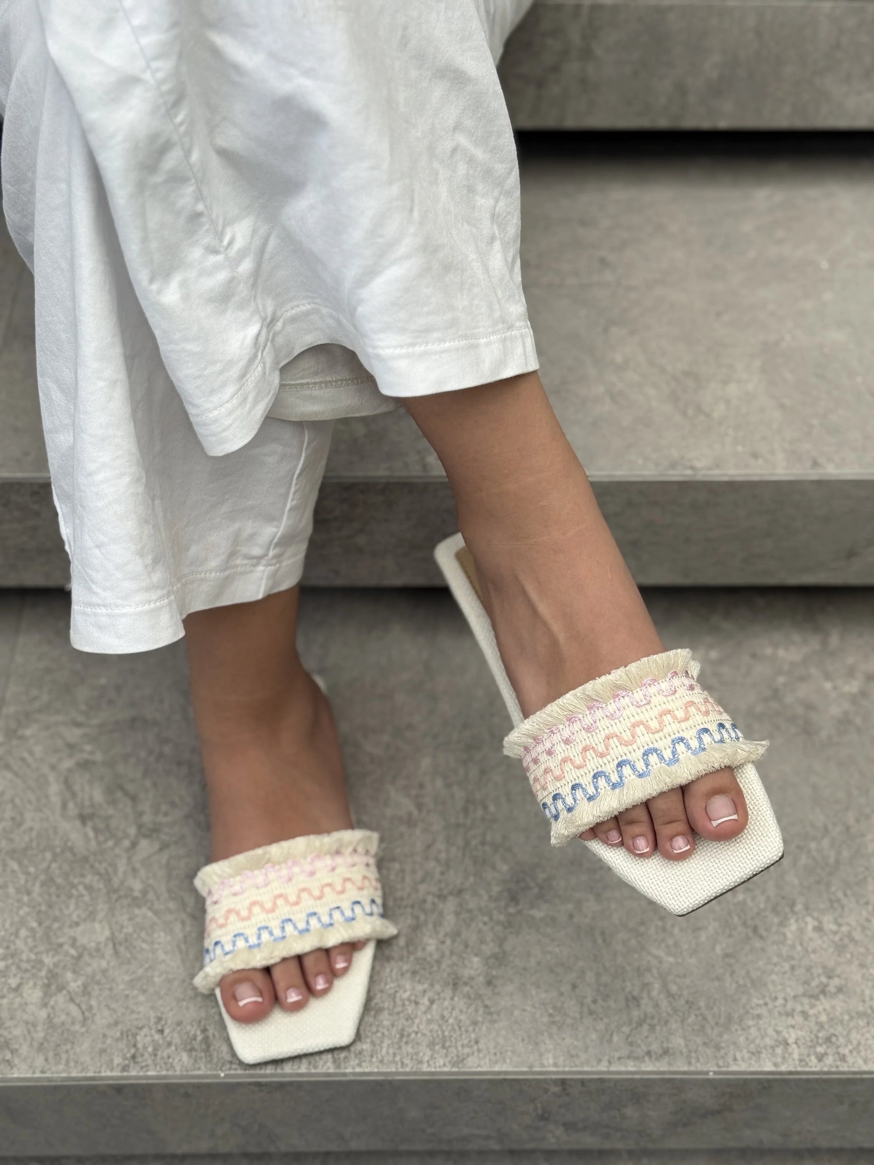 SANDALIA PLANA I912