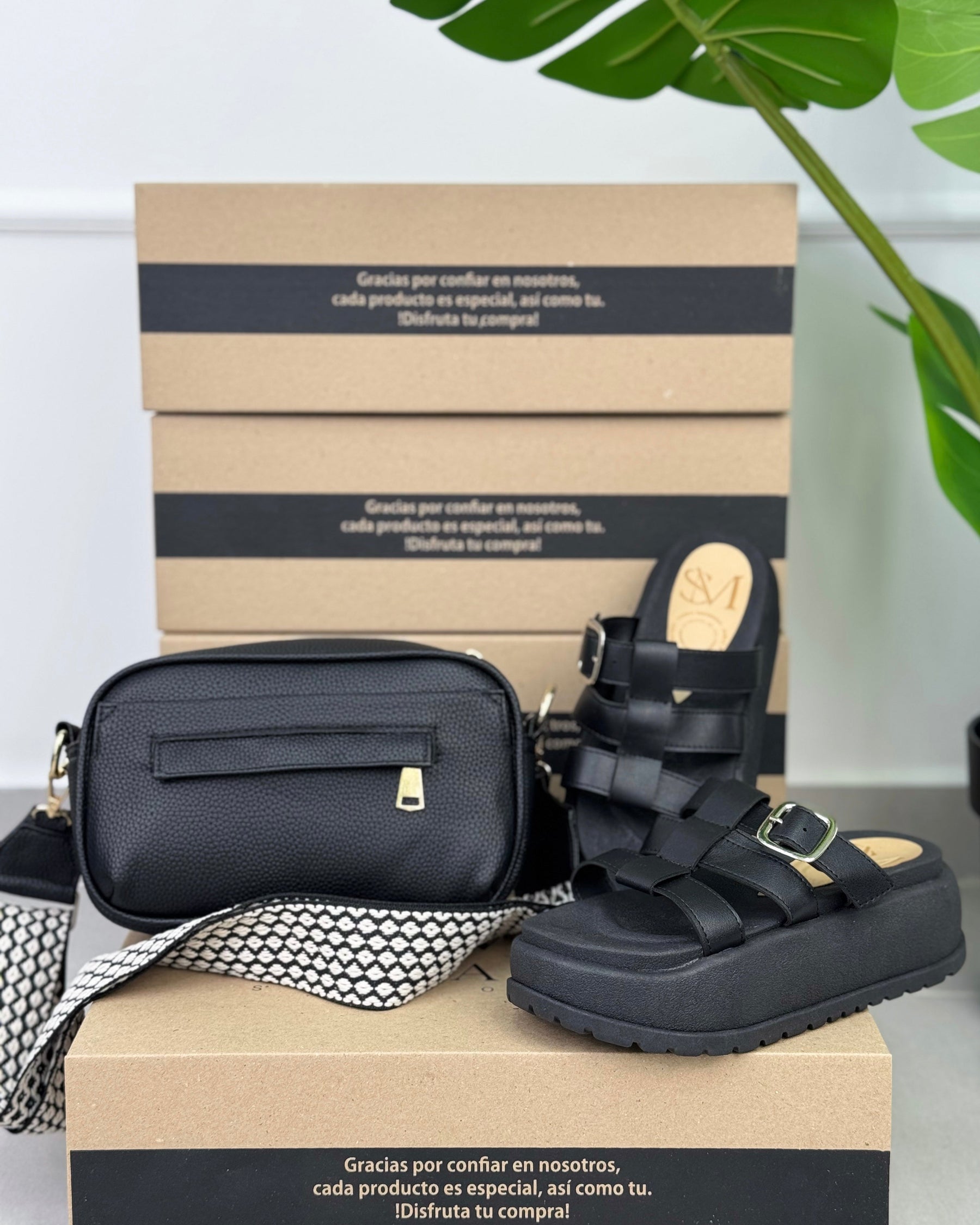 COMBOS DANNAS C1932 + BOLSOS