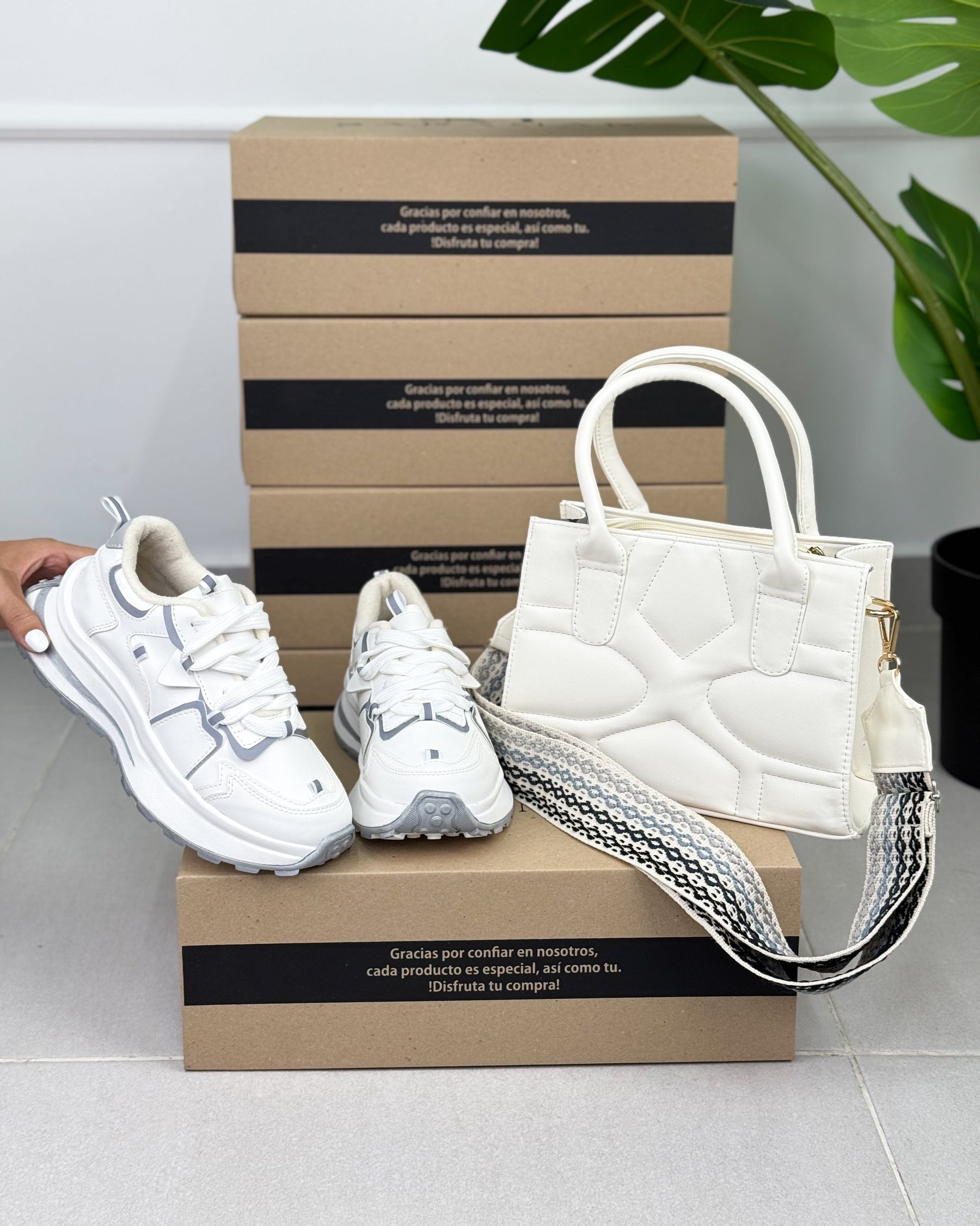 COMBOS TENIS + BOLSOS DE DAMA