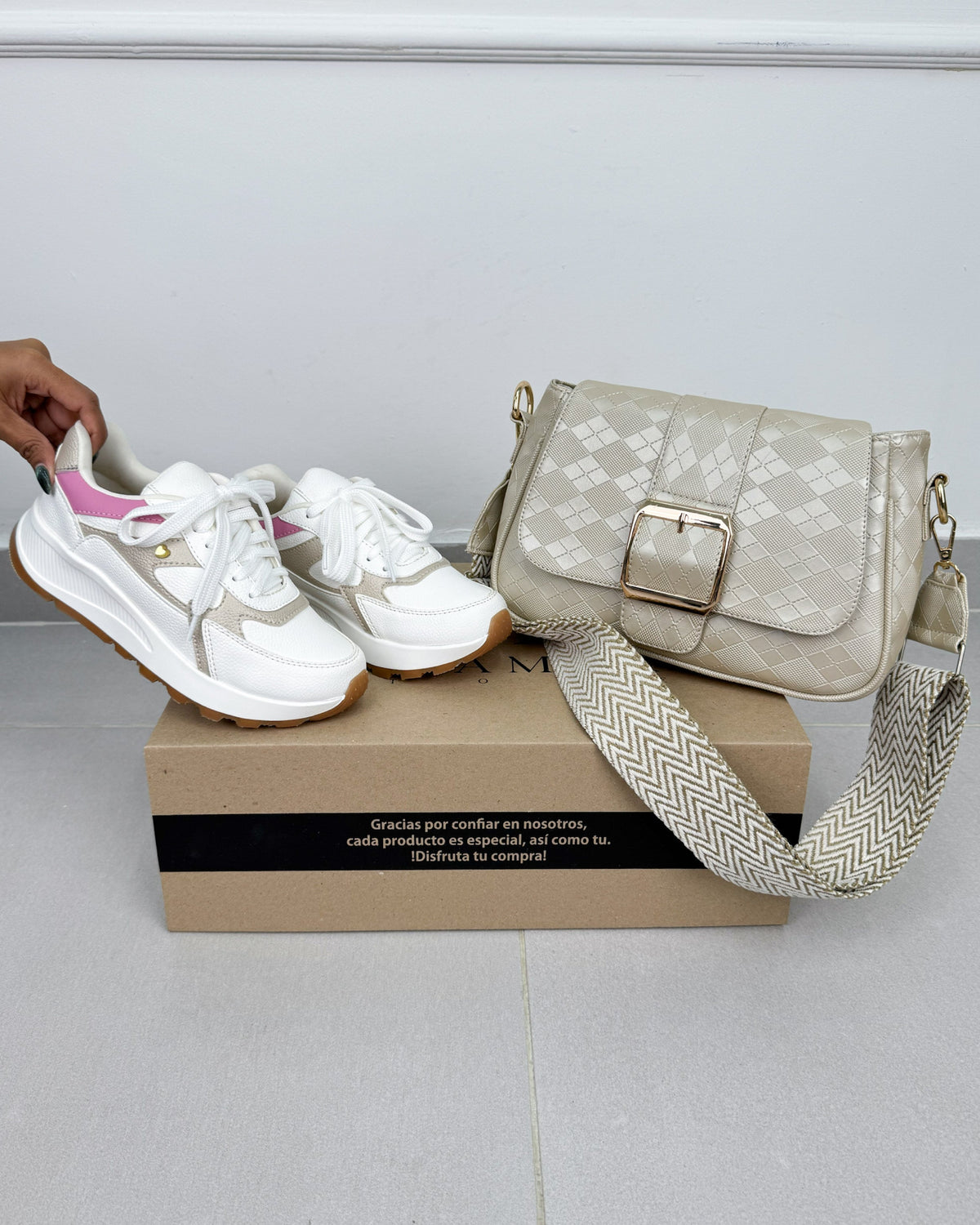 NUEVOS COMBOS TENIS + BOLSO