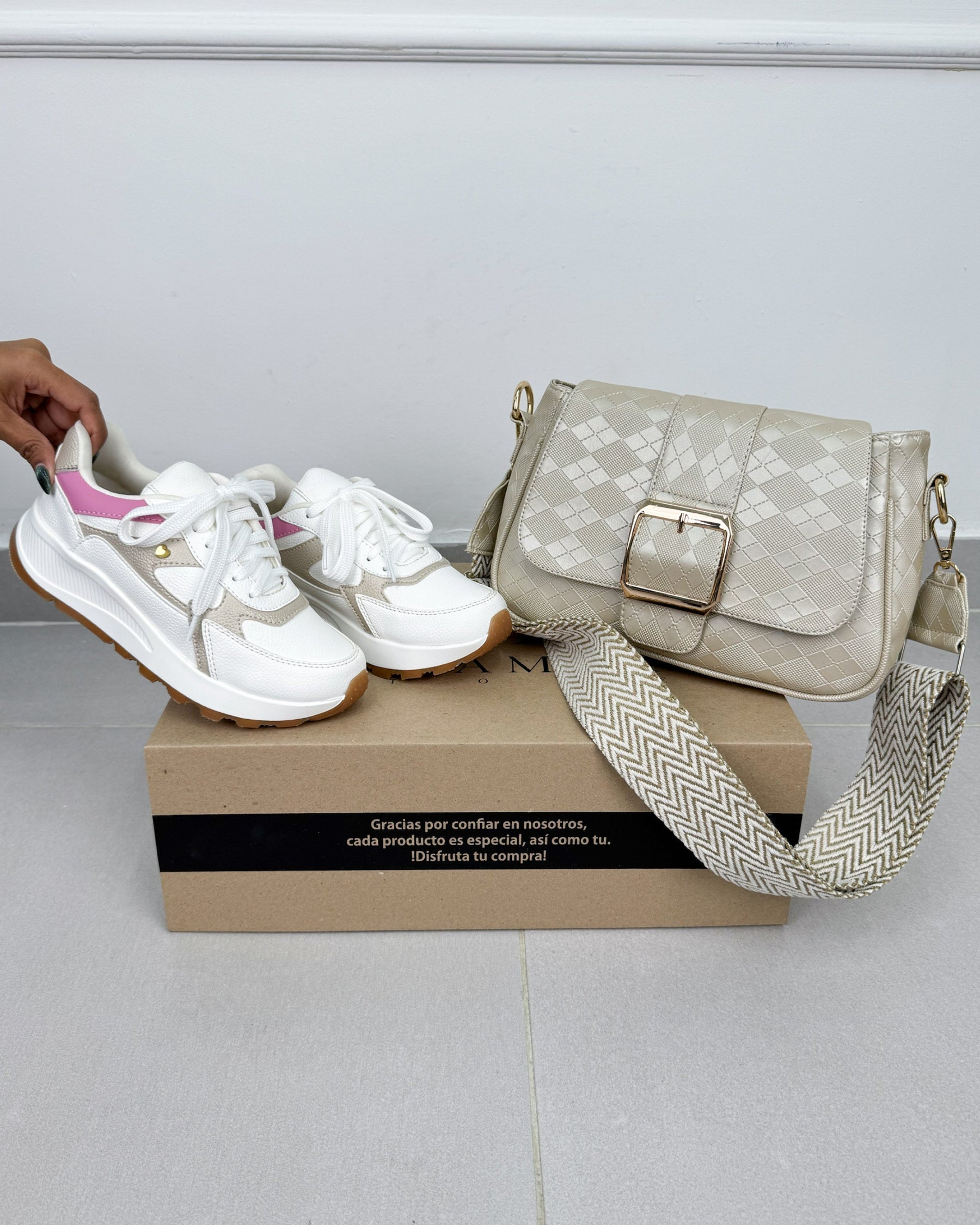 NUEVOS COMBOS TENIS + BOLSO