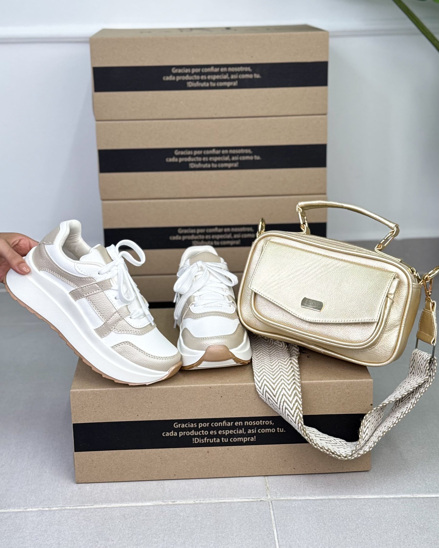 COMBOS DE DAMA TENIS + BOLSO