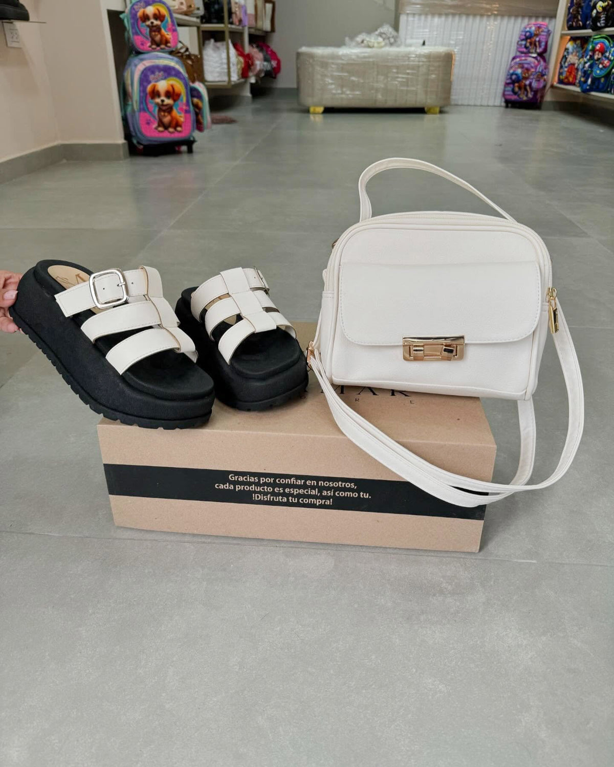 COMBOS DANNAS C1932 + BOLSO