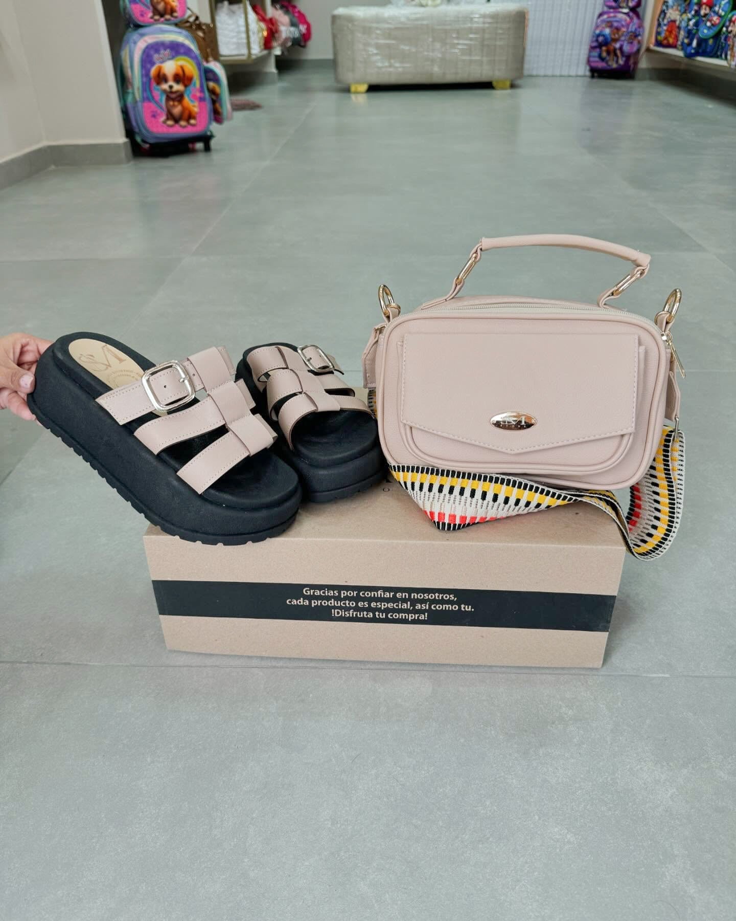 COMBOS DANNAS C1932 + BOLSO