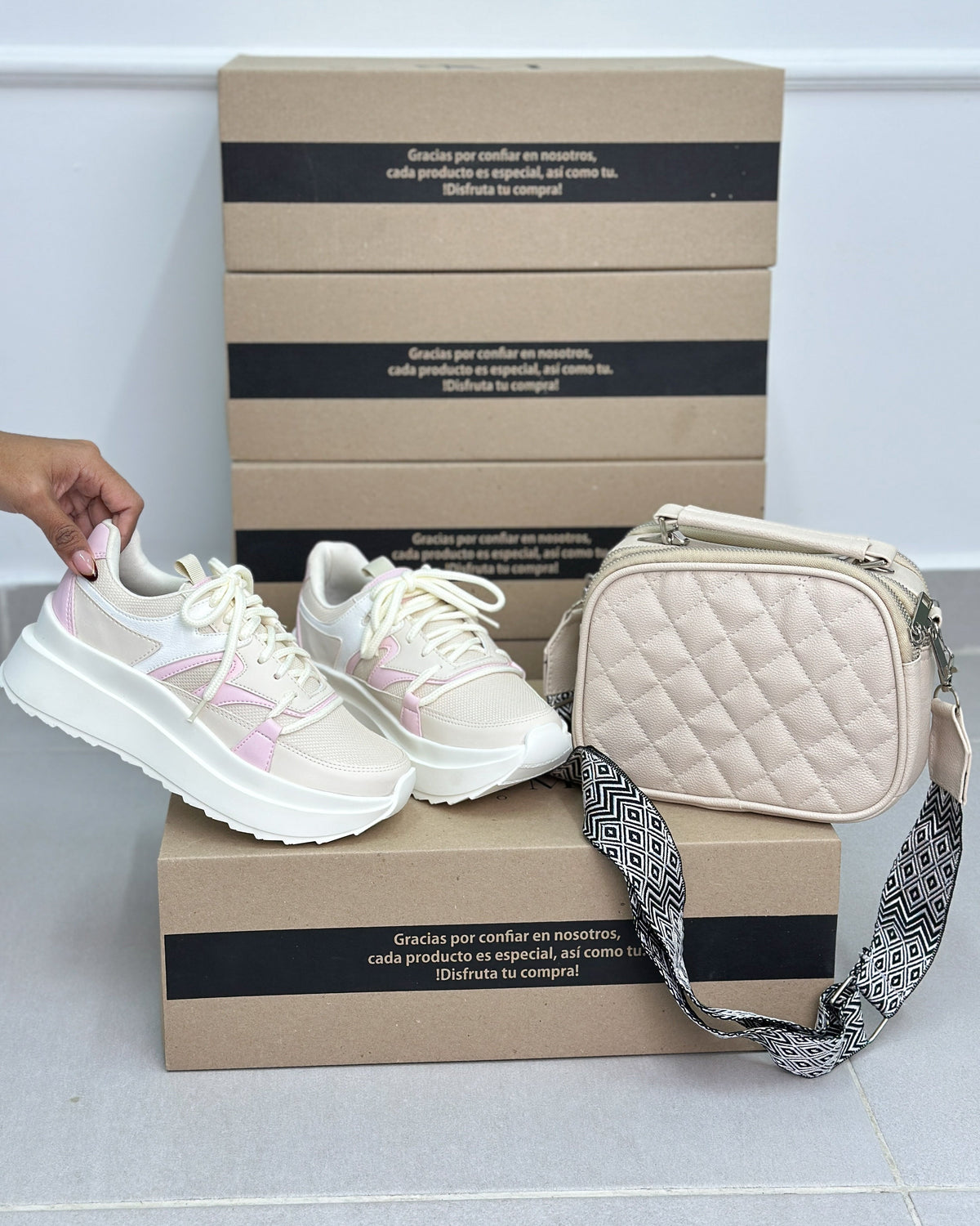 COMBO DE TENIS + BOLSOS