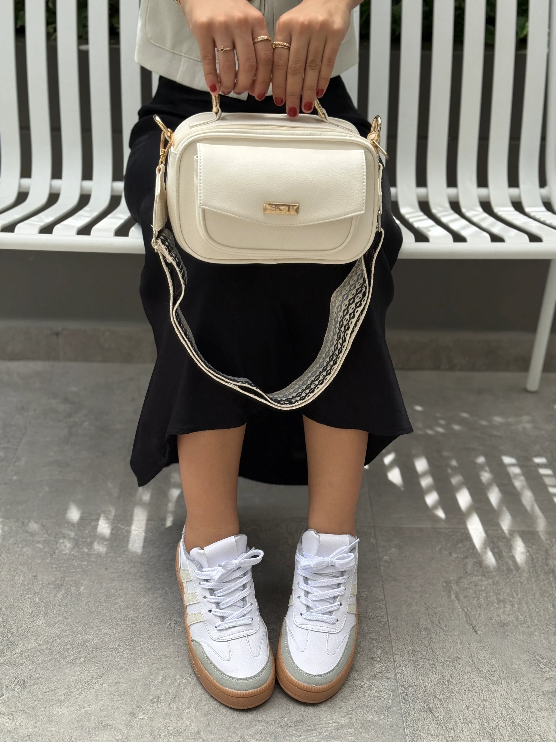 COMBO TENIS AMBAR BLANCO + BOLSO N308