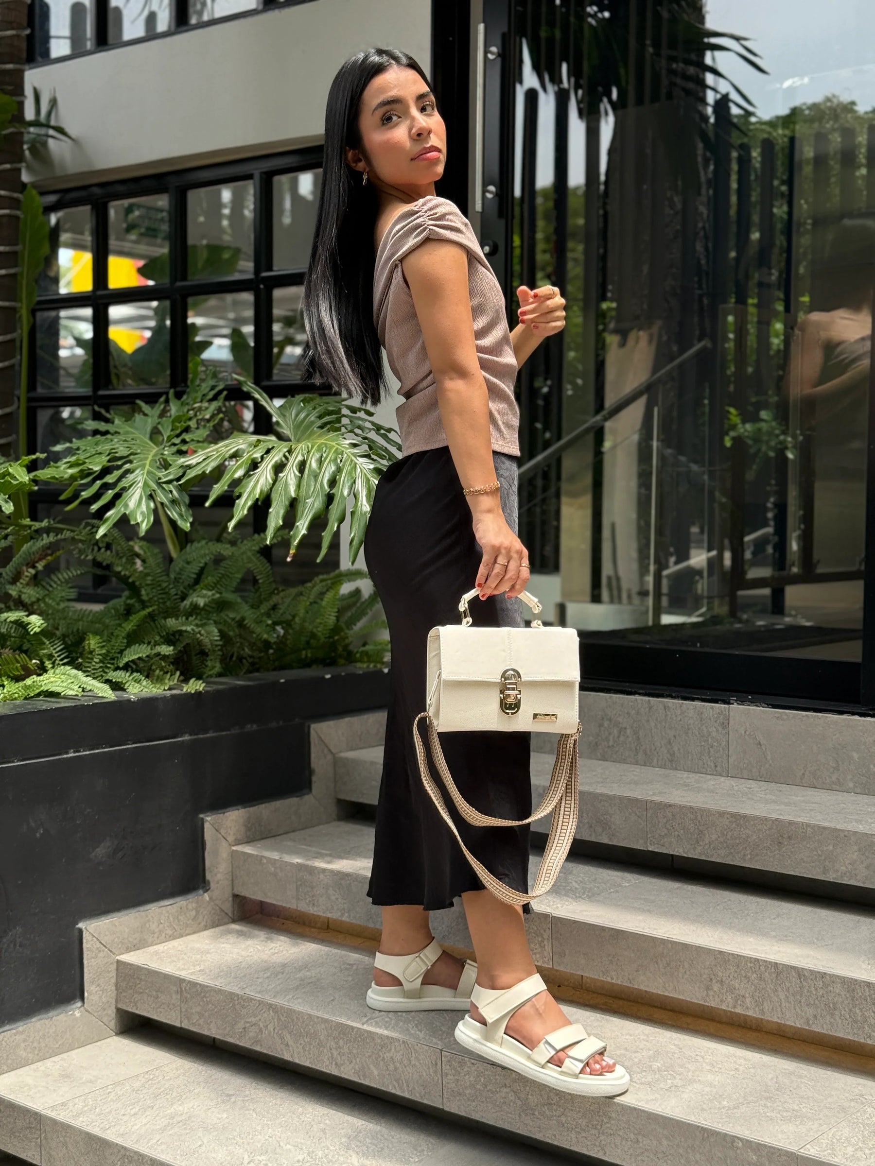 COMBO DANNA C1938 + BOLSO N409 MARFIL