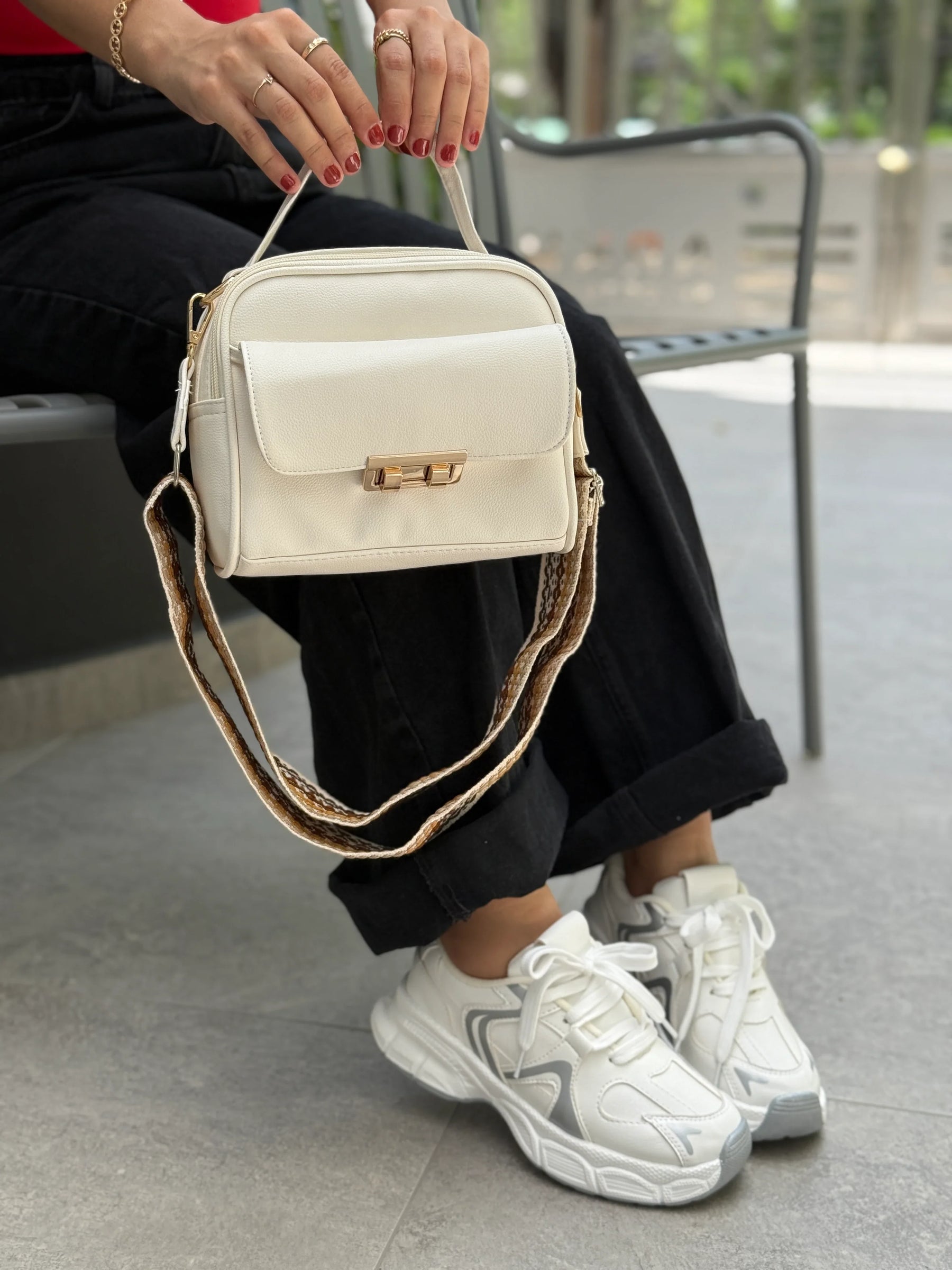COMBO TENIS NOAH MARFIL + BOLSO N339