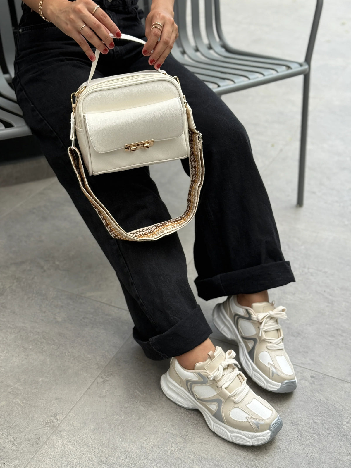COMBO TENIS NOAH BEIGE + BOLSO N339