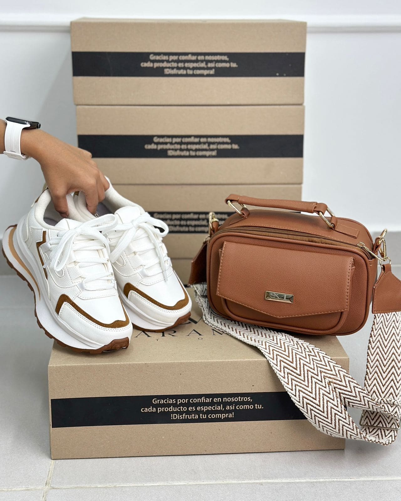 COMBOS BOLSOS + TENIS DE DAMA