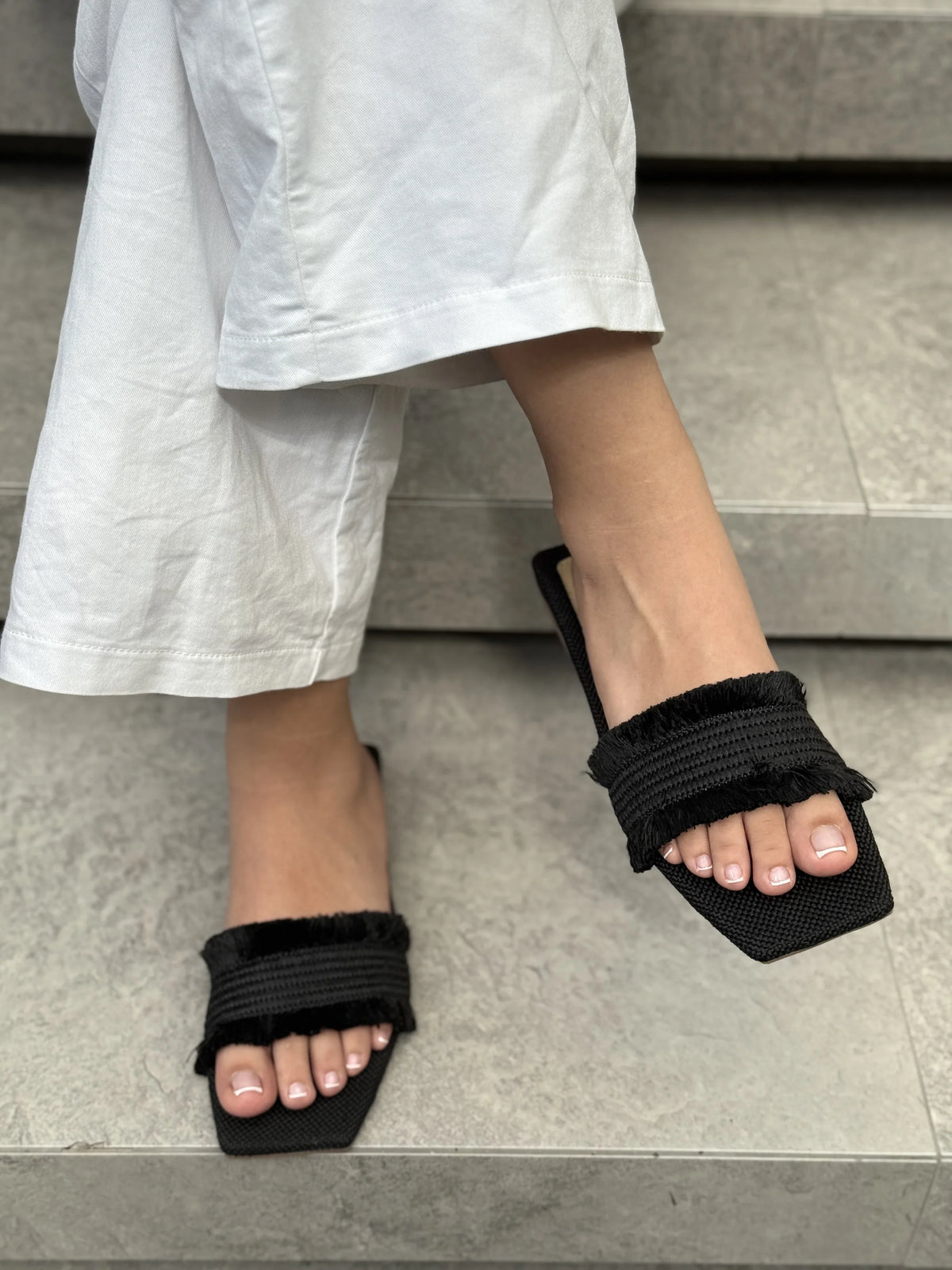 SANDALIA PLANA I912
